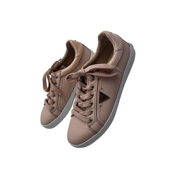 Guess - Picture 8 of 10